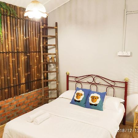 Ohana House @ 53 Kasturi Melaka Zewnętrze zdjęcie